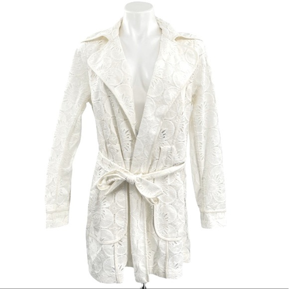 TRINA TURK Off White Lace Belted Wrap Jacket Size 6 - Picture 4 of 10
